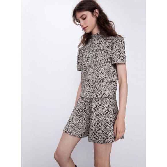 NWT Zara Leopard Print Knit A-Line Pull On Mini Skirt, Size Large - Picture 4 of 11